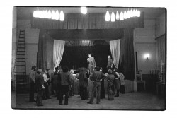 Zkouška Žebrácká opera 1975